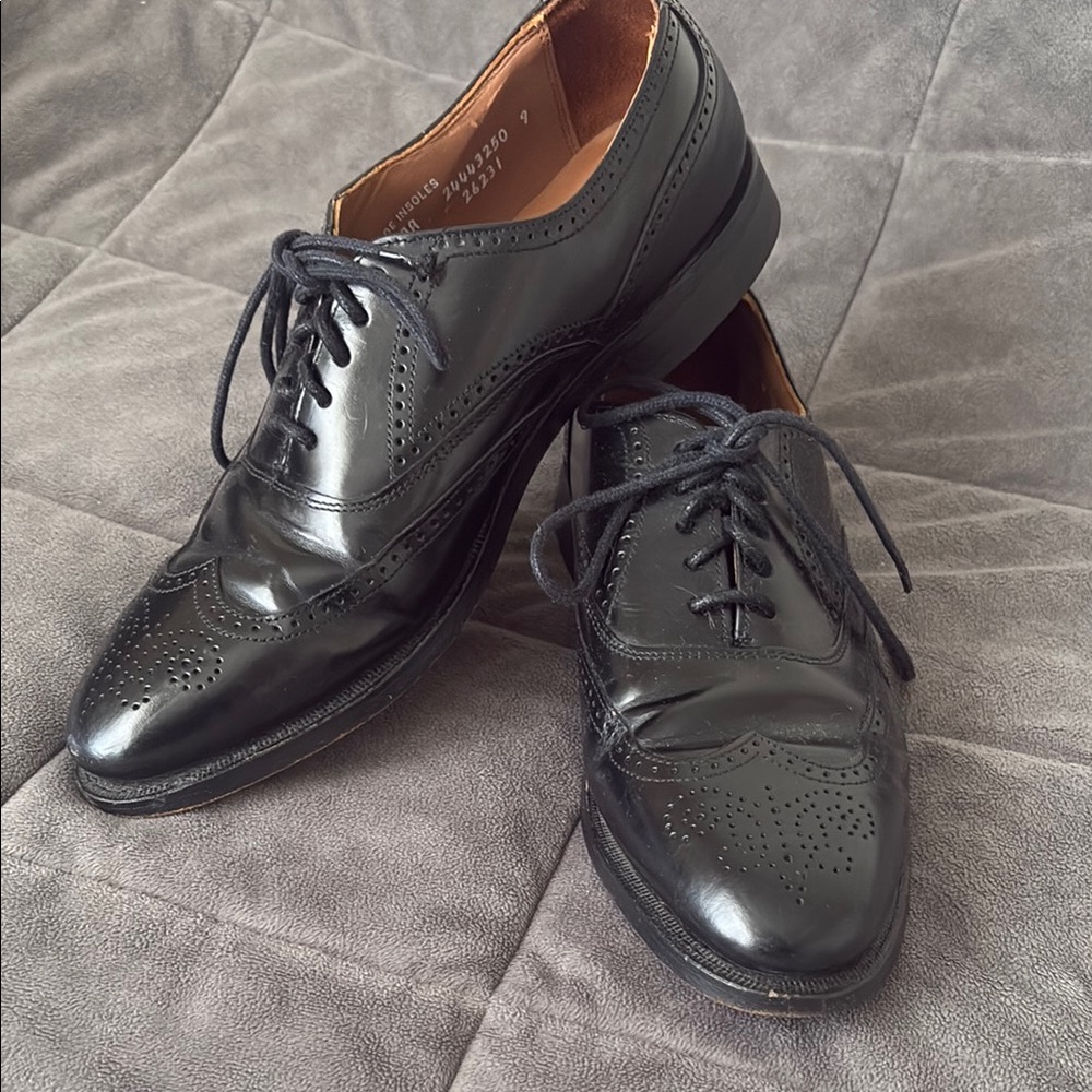 Bostonian Classics Black Leather Wingtip Oxford Men's Dress Shoes